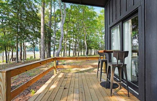 Waterfront 1BR on Working Farm with Deck and View - Foto 7