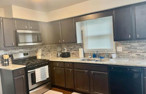 Getaway Home, Huge Yard and Smart TVs in All Rooms - Foto 15
