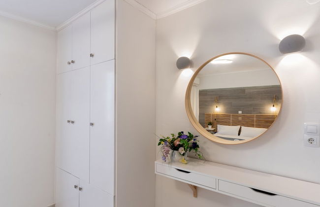 Castello Apartments - Photo 21