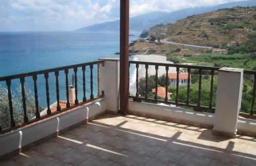 Ikaria Utopia - Cusco Studios - Photo 5