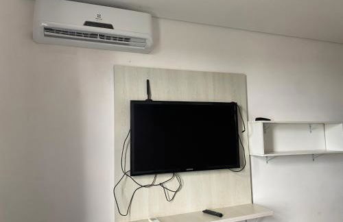 flats da Junia - wifi, tv, ar, frigobar, conexão aeroporto - Foto 12