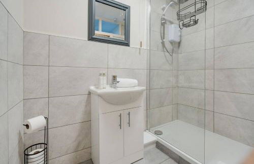 Woolton Rd Flat Near John Lennon Airport, Free Parking & Wifi - Pass the Keys - Foto 11