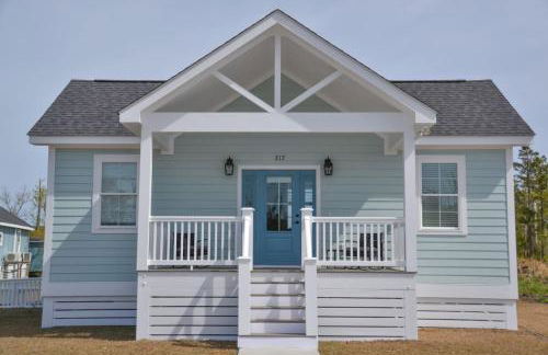 2BR Cozy Cottage Private Dock - Photo 1