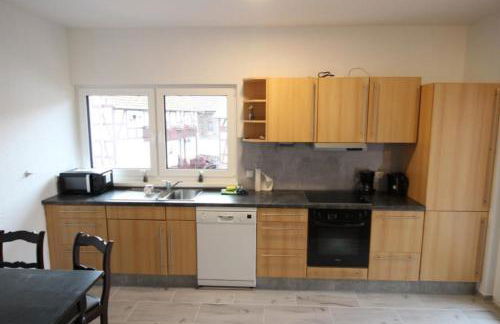 NEU! FeWo Marburg 2 mit Balkon - Foto 6