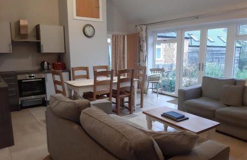 Bay Tree Cottage Accommodation - Photo 49