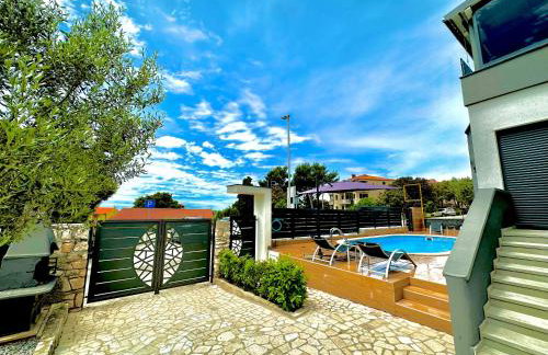 NOEL - three bedroom apartment with pool - Foto 8