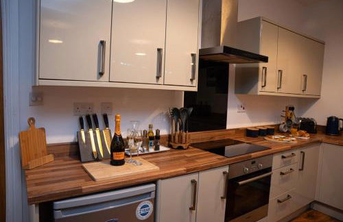 Spacious, Well-Equipped Apartment With Parking - Foto 20