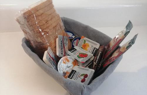 Irini's B & W house with jacuzzi - Photo 7