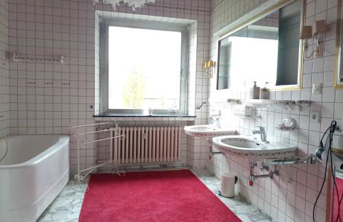 Villa mit Auffahrt - Foto 15