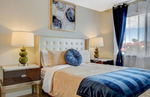 New Poolside Paradise in Vegas with BBQ and Games - Foto 12