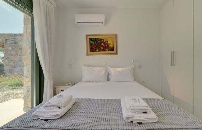 Ouzo Stone House 1, with private pool - Foto 12