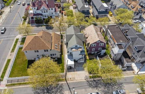 5BR 3BA Family Retreat 2 Blocks from Beach - Foto 33