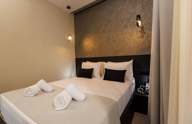 Hersonissos Beach Front Suites - Photo 25