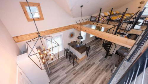 Family Beach Retreat w/Fun Loft Space, Firepit - Foto 1