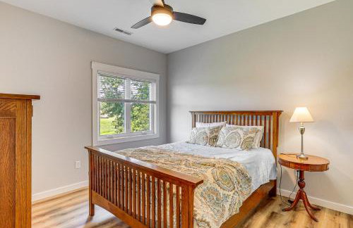 Rock Hall Retreat with Balcony Near Park and Marina! - Foto 16