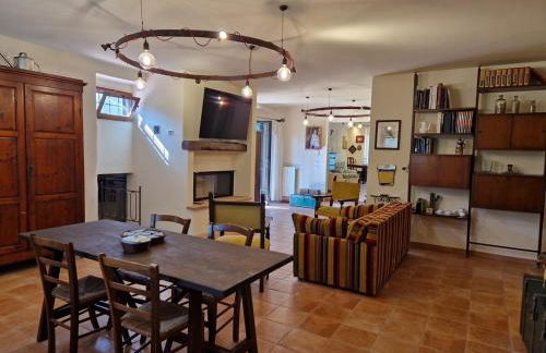 Il Frantoio, Loft rurale, con bbq e giardino in Pontifogno - Foto 23