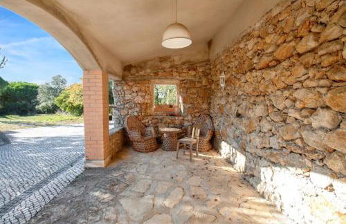 Charming House with Shared Pool in Porto de Mós. - Foto 37