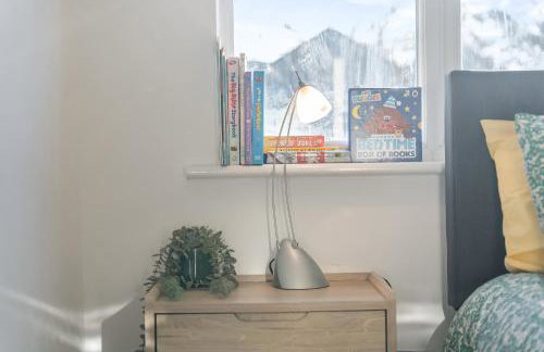 #82 Stylish Shirley Home - Sleeps 8 - NEC Solihull BHX - " Perfect for Contractors and Families - Free Parking" - Foto 7