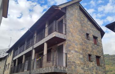 Los Cachorros - Foto 2