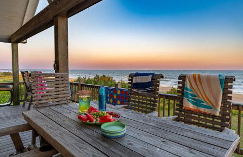 Beachfront 4BR - Tiki Bar, Yard Games, Pet-Friendly - Foto 67
