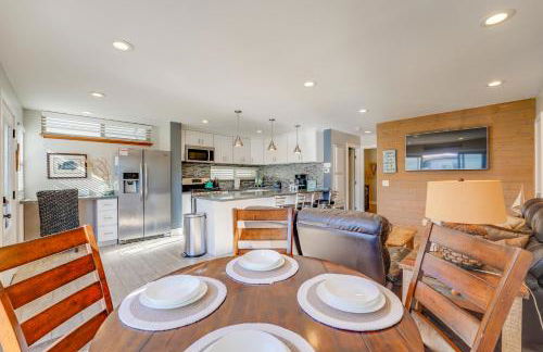 Stunning Beach Home - large patio, parking, ac & dog friendly! - Foto 26