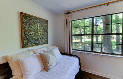 Lakefront Emerald Point wfirepit & kayaks - Foto 26