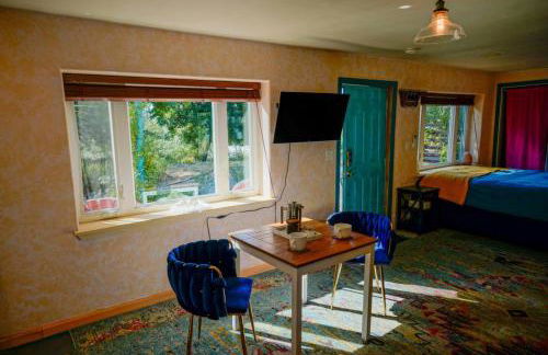 The Gold heart of Grass Valley w outdoor bathtub - Photo 3