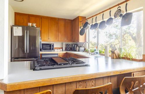 Modern 2 BR 2BA Biz Friendly Duplex with Fast Wi-Fi and Workspaces - Foto 14