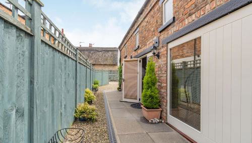 Upstairs Downstairs Cottage - Foto 3