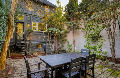 Landmark 23 - Photo 8