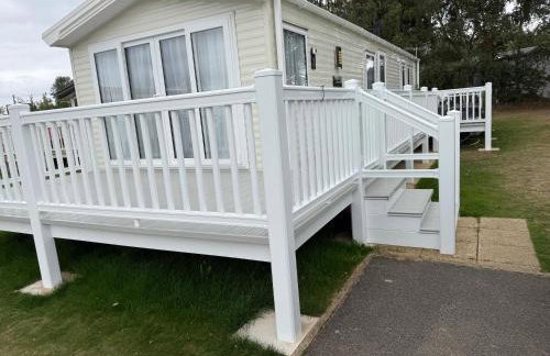 LuxeHaven at Tattershall Lakes Park with Hot Tub - Foto 35