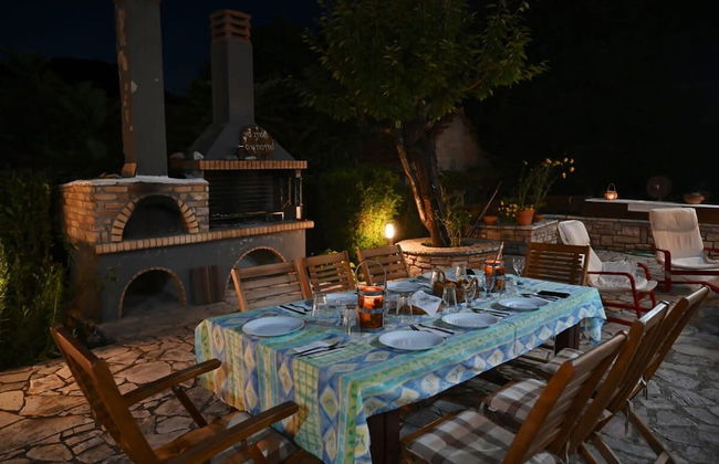 Kalavrita Winter Retreat - Homely Spacious Chalet - Foto 47