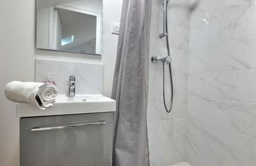 Au bord du canal G *Paris*Disney*Gare* - Foto 15