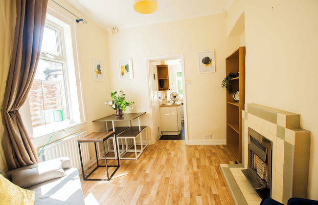 Comfy Kingston Central Garden House & Free Parking - Foto 30