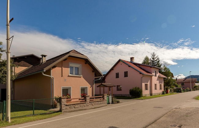 Pool House Mr ek Family Friendly - Photo 19