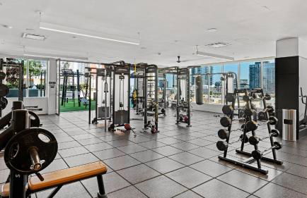 Entire Floor 2BDR w Luxury Amenities Balcony SkyLux Penthouse by AvantStay - Foto 40