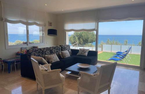 Villa Farell just in front of the sea - Foto 20