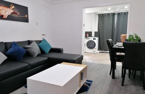 Affluent Living Property perfect for contractors & individuals Free Parking - Foto 27