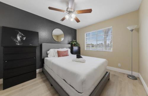 ZEN - A home away from home and in HEART of Las Vegas - Foto 19