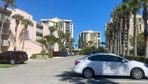 Island Beach Villa 2Beds 2baths - Photo 3