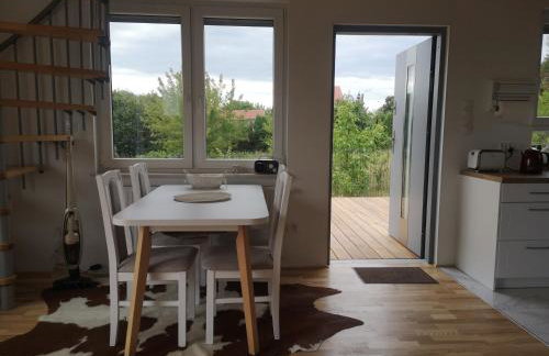 Dom nad jeziorem z prywatnym pomostem i linią brzegową - Foto 17