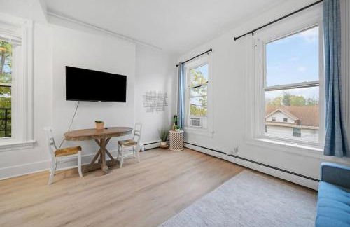 Cozy 1BR with Parking - Near UC, Zoo, Downtown - Foto 5