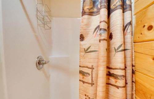 Virginia Mountain Cabin with Decks and Fireplaces - Foto 15