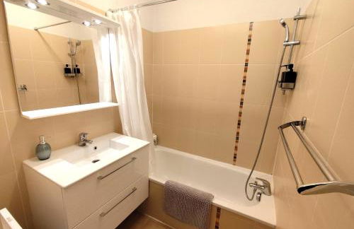 La Noria - Confort et Facilité - Parking - Foto 9