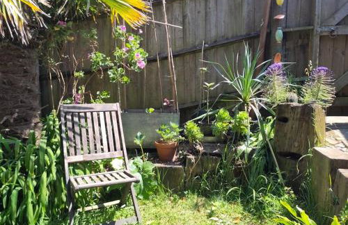 Bright cosy house, garden, central to town & beach - Foto 19