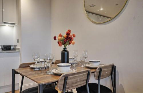 Homely & Lush 1 Bed Apartment at Trinity Point Gravesend, Suitable for Long Stay and Short Stay - Foto 15