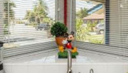 MagicwayVillas TeaCup Pool House - Walking Distance to Disneyland - Foto 4