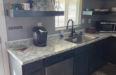 Charming two-bedroom farm house - Foto 17