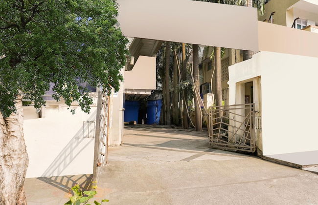 Cozy Stays at Ville Parle Mumbai - Foto 6