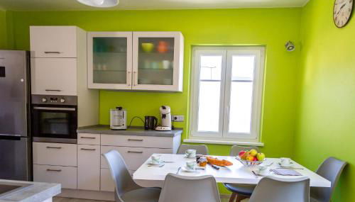 MA ROSE DES LUMIERES maison indépendante 6 personnes avec grande cour - Foto 5